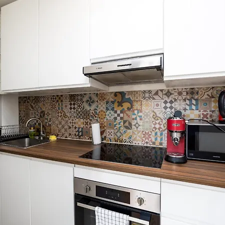 Appartement Chic 1-bed Flat With Balcony Near Jameson Distillery And 15 Mins To Centre Dublin