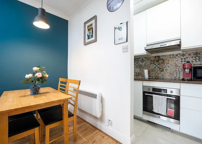 Apartamento Chic 1-bed Flat With Balcony Near Jameson Distillery And 15 Mins To Centre *
