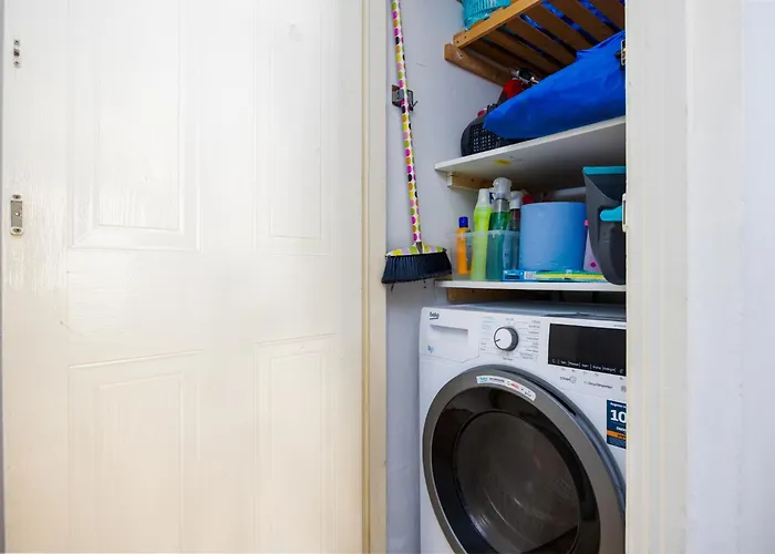 Apartamento Chic 1-bed Flat With Balcony Near Jameson Distillery And 15 Mins To Centre *